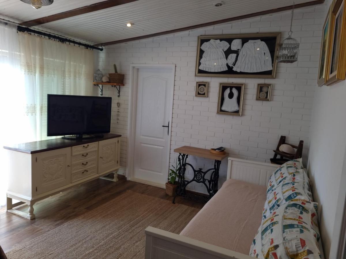 Apartamento Delmar Komiža Exterior foto