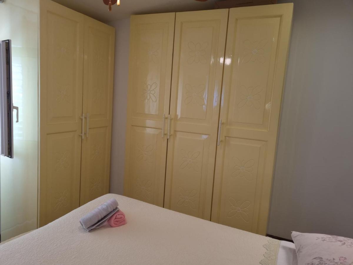 Apartamento Delmar Komiža Exterior foto