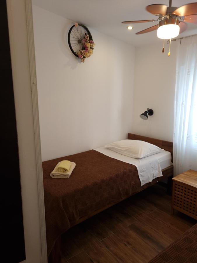 Apartamento Delmar Komiža Exterior foto
