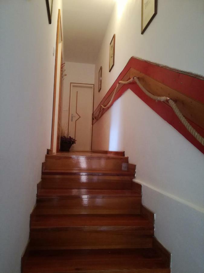 Apartamento Delmar Komiža Exterior foto