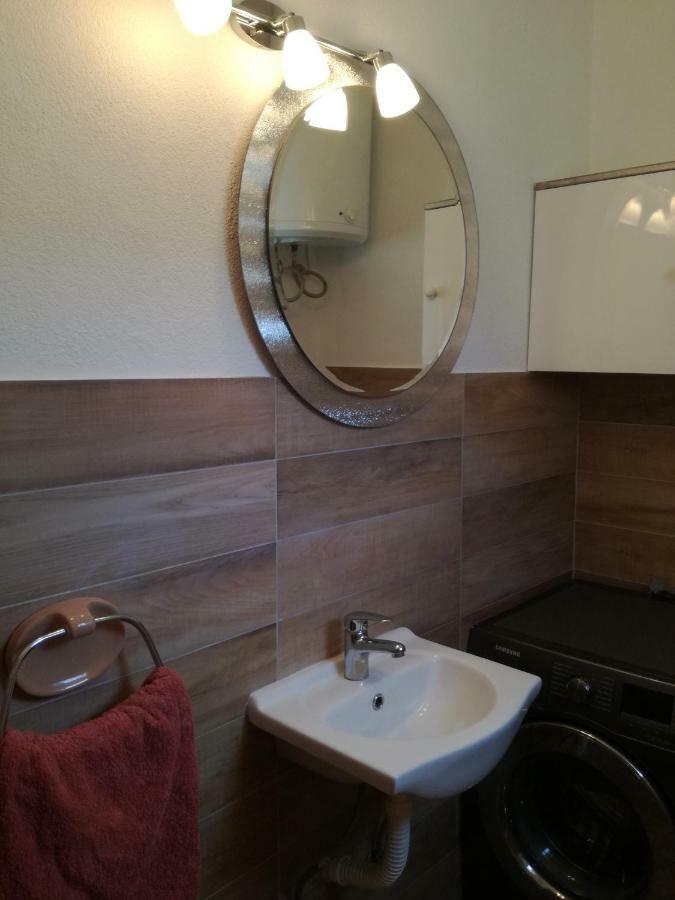 Apartamento Delmar Komiža Exterior foto